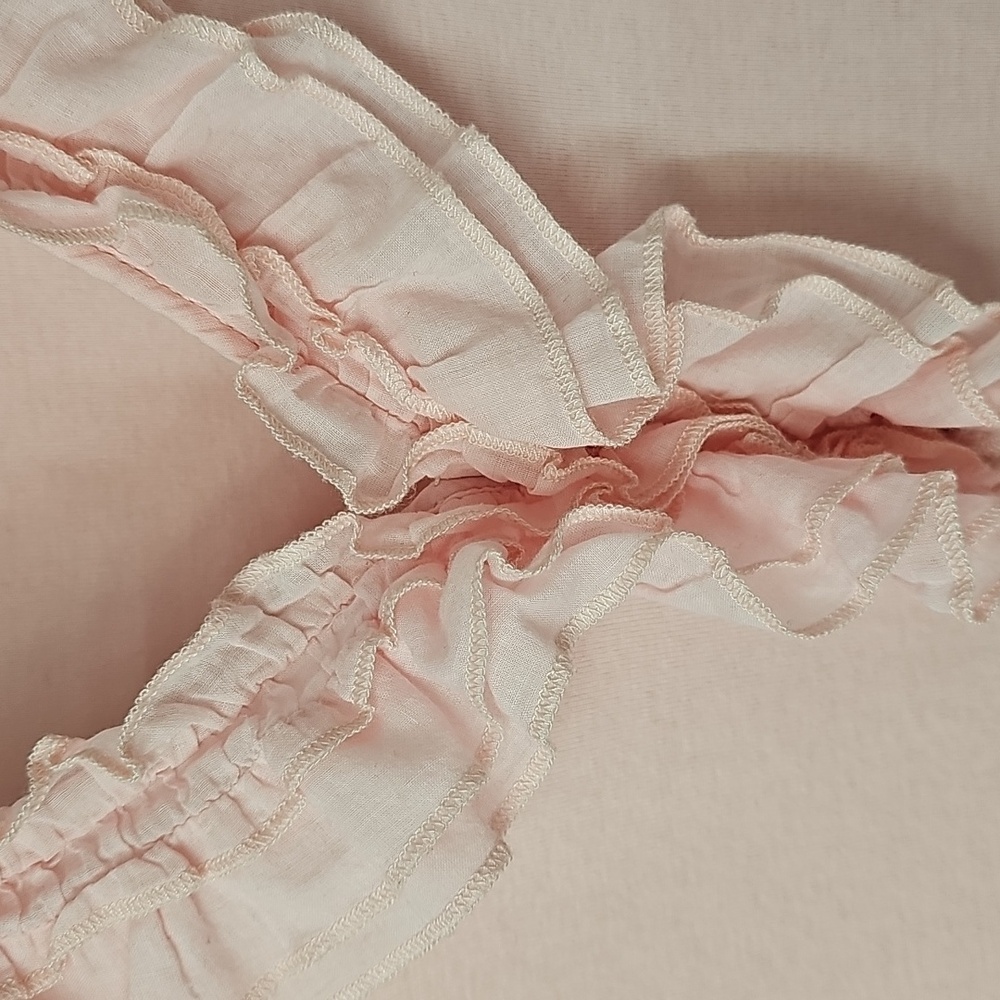 LRL Soft Pink Top w Dainty Ruffled Vneckline Classic Feminine Peasant Fairy - Picture 6 of 13
